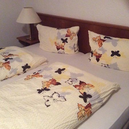 Threna Hotel Kastanienhof מראה חיצוני תמונה